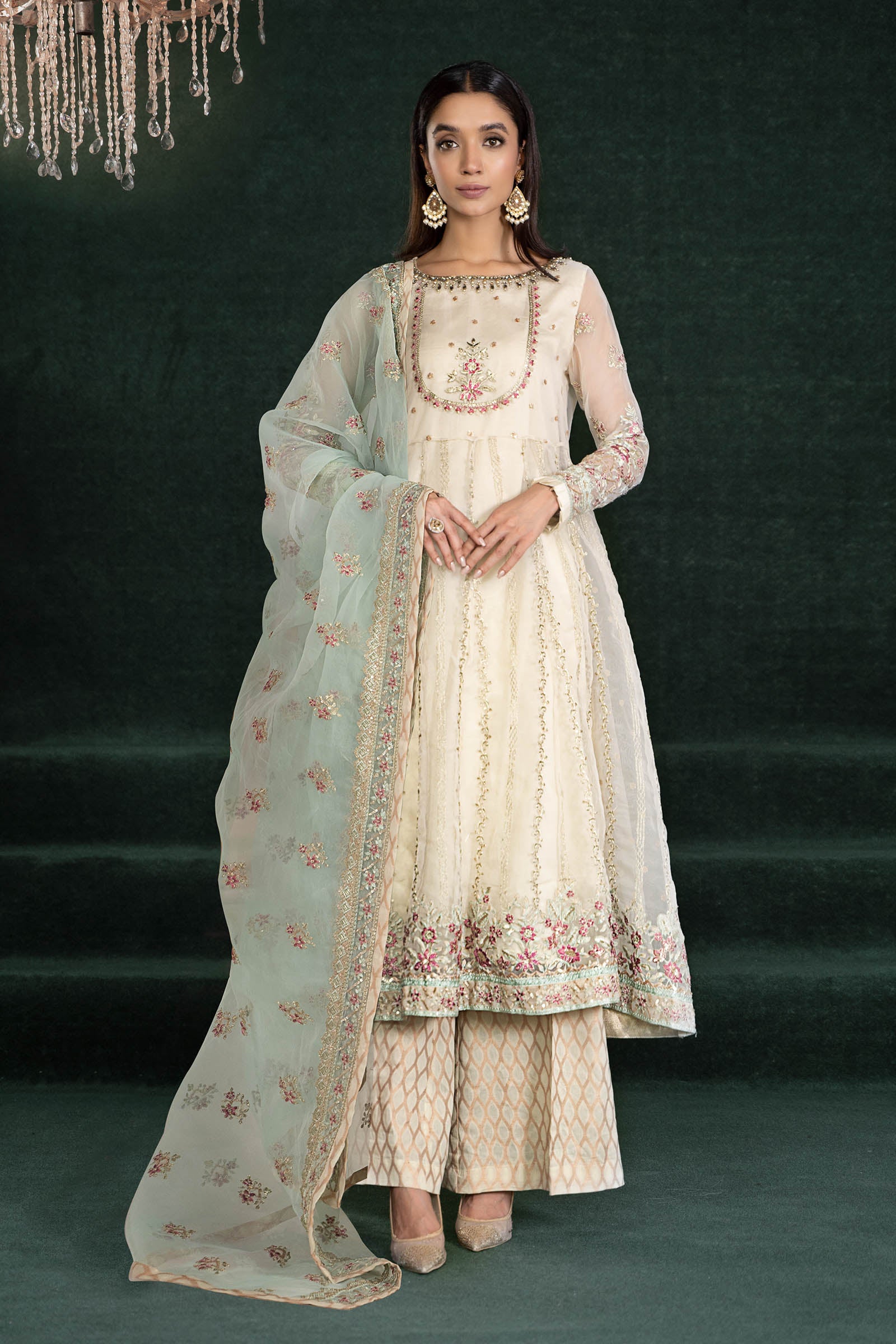 White and pink kurta set with dupatta by Ambraee | The Secret Label